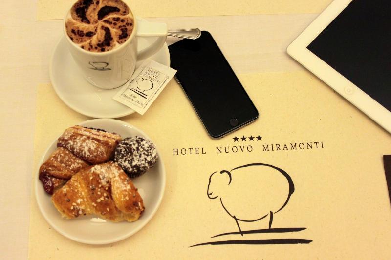 בית מלון כפרי Miramonti