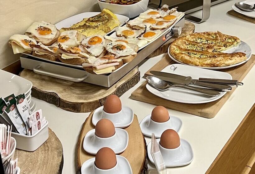 בית מלון כפרי Miramonti