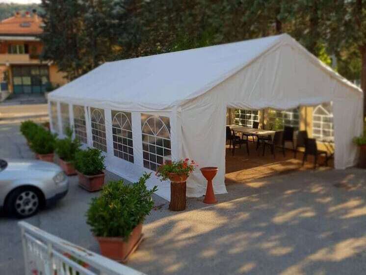 בית מלון כפרי Miramonti