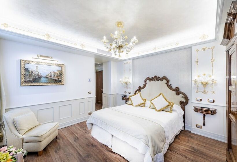 Отель Monaco & Grand Canal