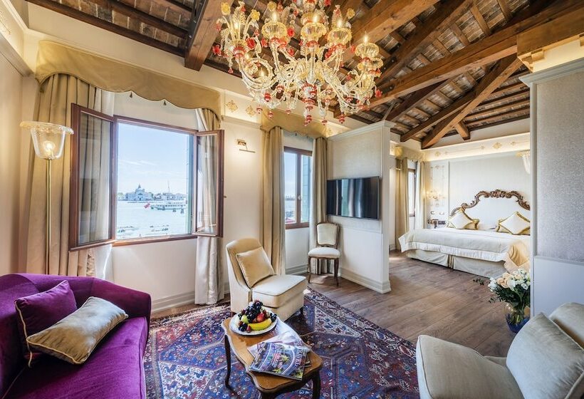 Отель Monaco & Grand Canal