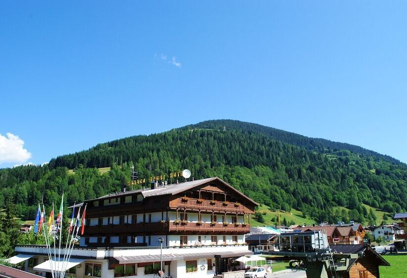 Отель Monaco Sport