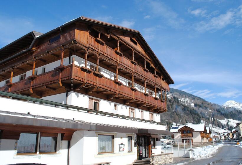 Отель Monaco Sport