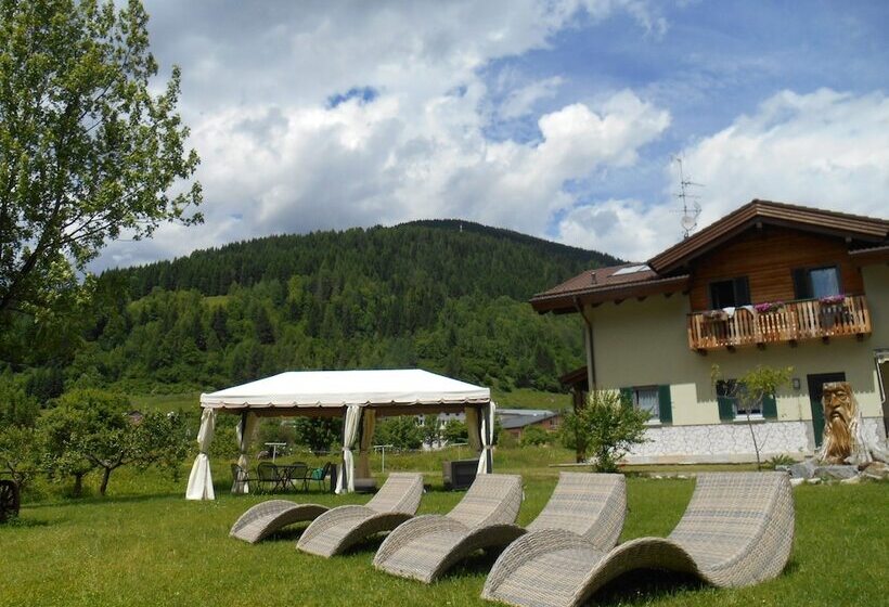 Отель Monaco Sport