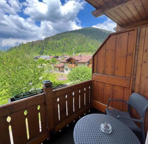 Отель Monaco Sport