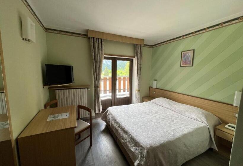 Отель Monaco Sport