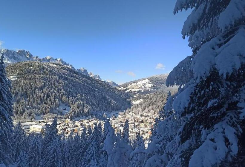 Отель Monaco Sport