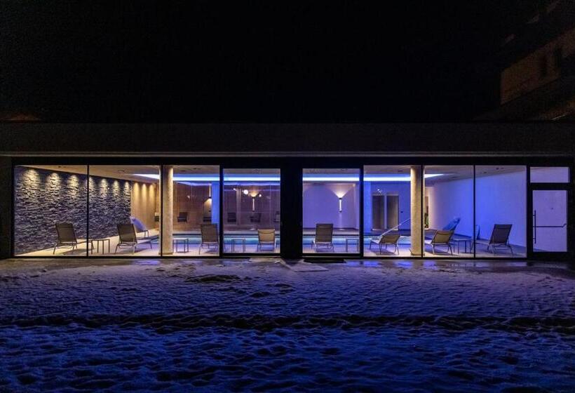 Отель Monaco Sport