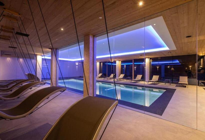 Отель Monaco Sport