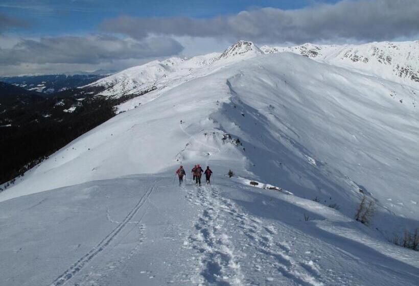 Отель Monaco Sport