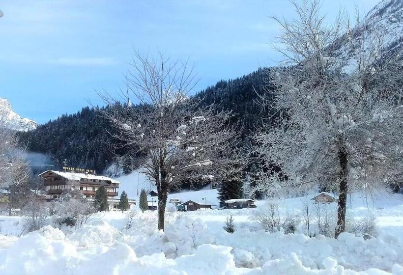 Отель Monaco Sport