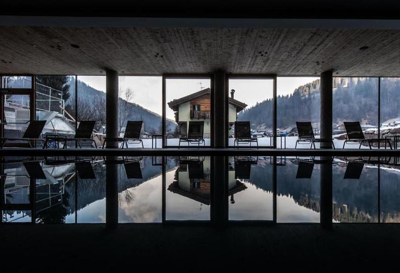 Отель Monaco Sport