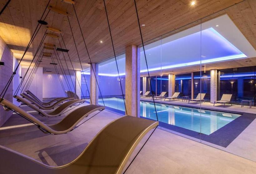 Отель Monaco Sport