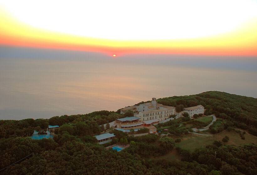 فندق Monteconero