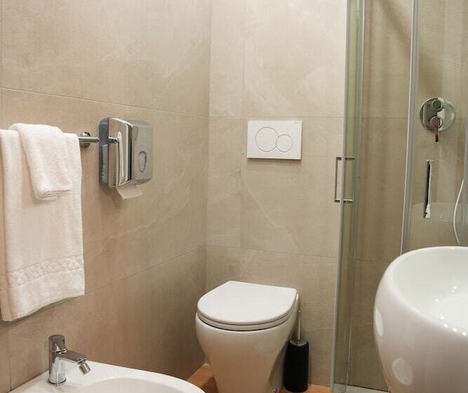 فندق Montevecchio