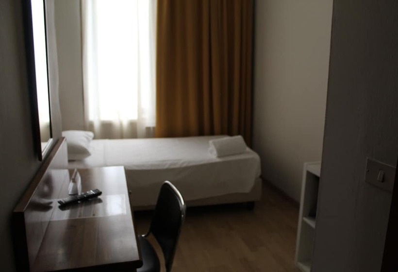 فندق Montevecchio