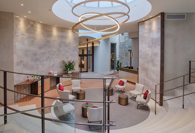 Отель NH Collection Palazzo Verona