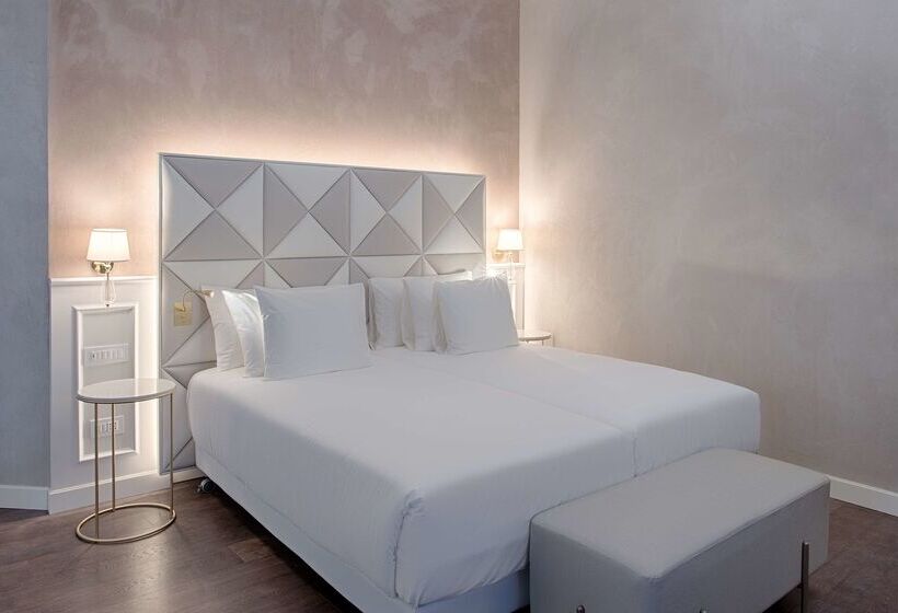 Отель NH Collection Palazzo Verona