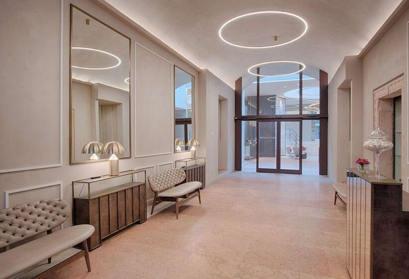 Отель NH Collection Palazzo Verona