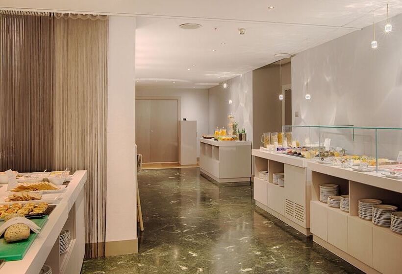 فندق NH Torino Centro