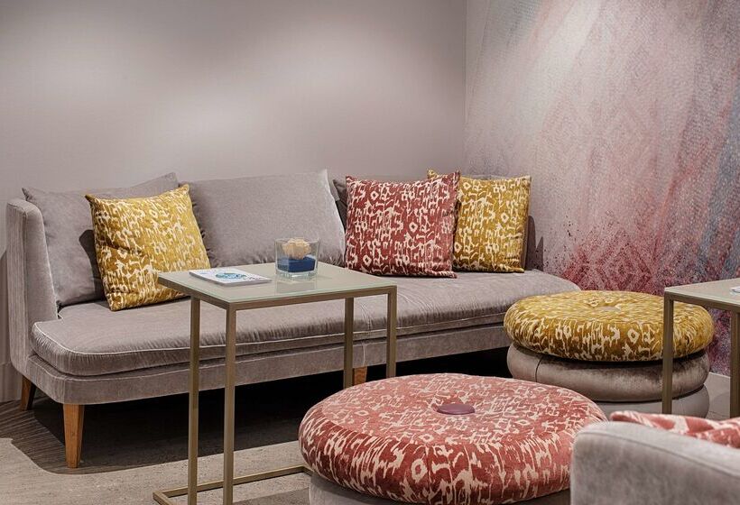 فندق NH Torino Centro