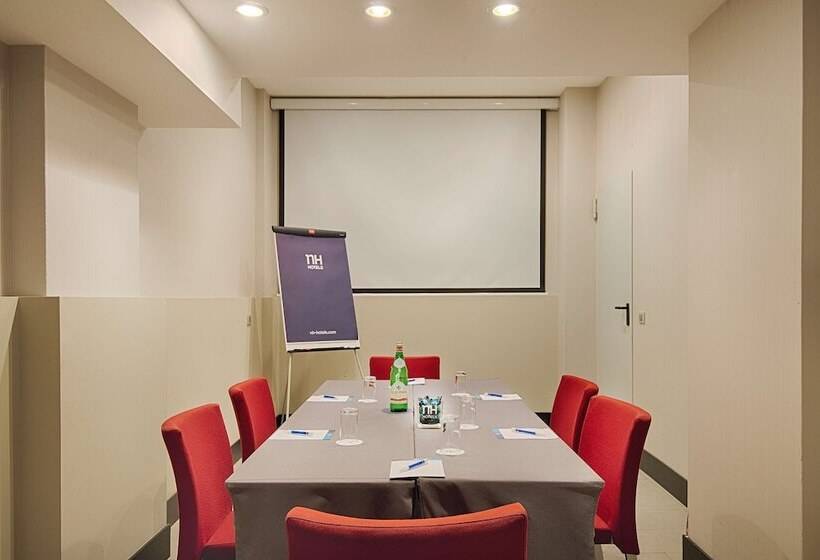 בית מלון כפרי NH Trieste