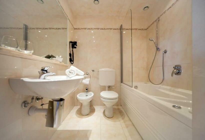 Nyala Suite Hotel Sanremo