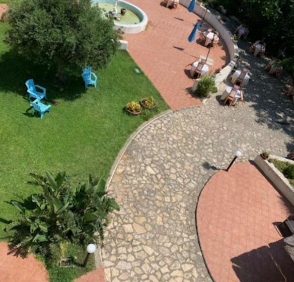 ホテル Parco Delle Rose