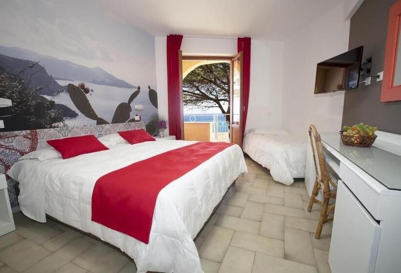 בית מלון כפרי Perla Del Golfo Resort