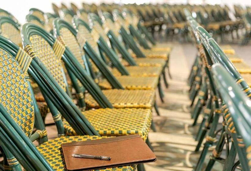 בית מלון כפרי Perla Del Golfo Resort