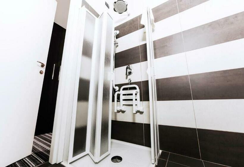 فندق Principe Di Torino