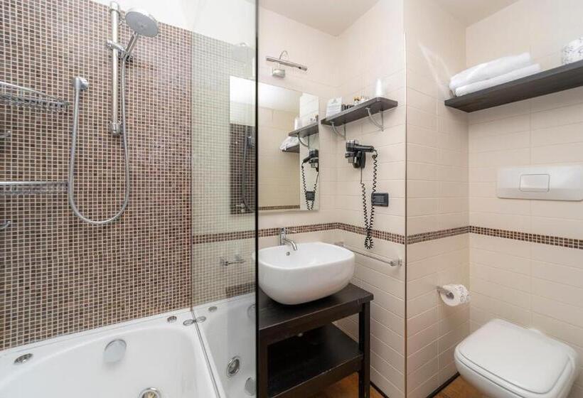 فندق Principi Di Piemonte Sestriere