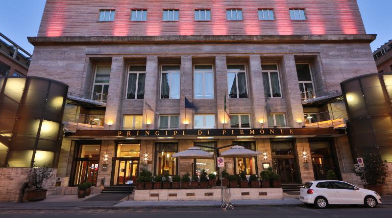 فندق Principi Di Piemonte | Una Esperienze