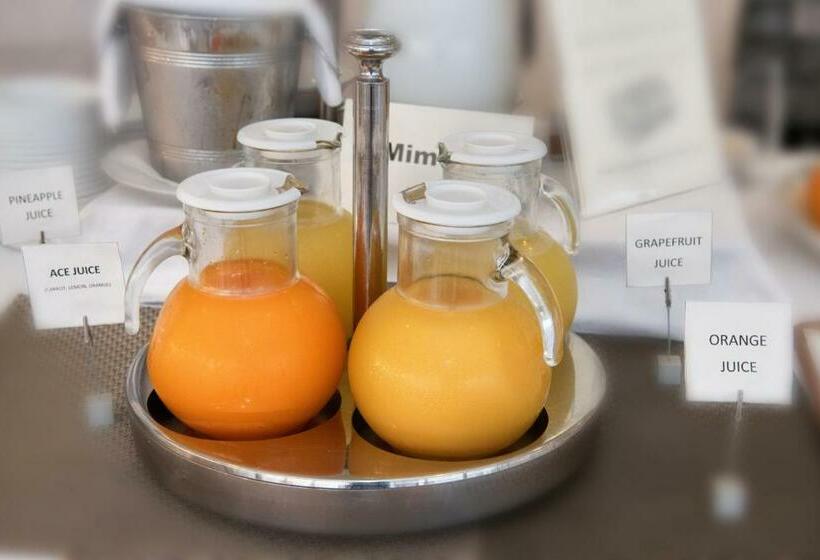 בית מלון כפרי Regina