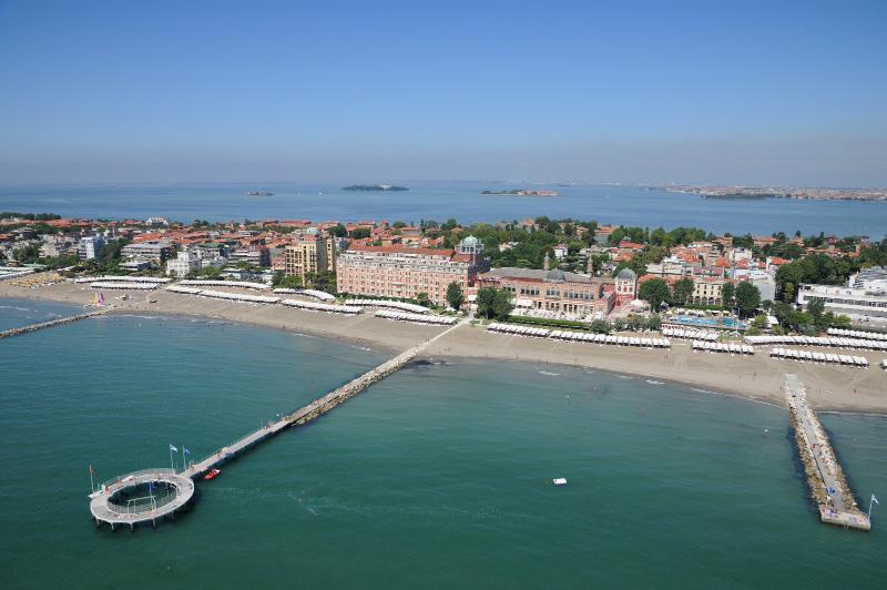 فندق Residenza D'epoca Albergo Quattro Fontane