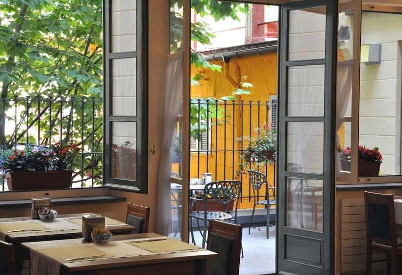 فندق Roma E Rocca Cavour