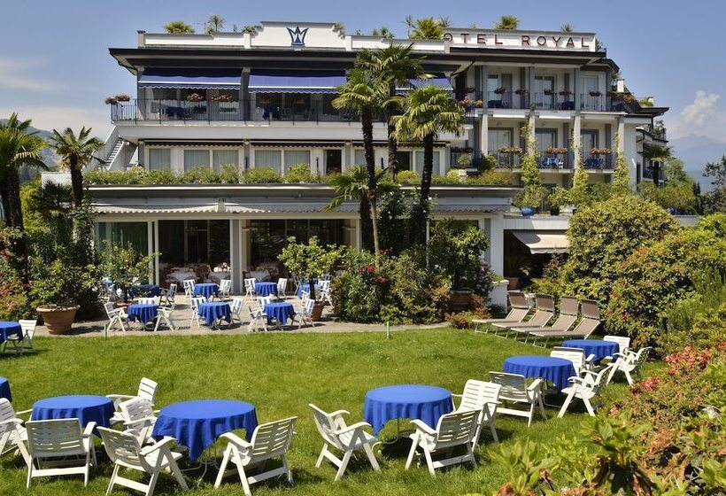 호텔 Royal