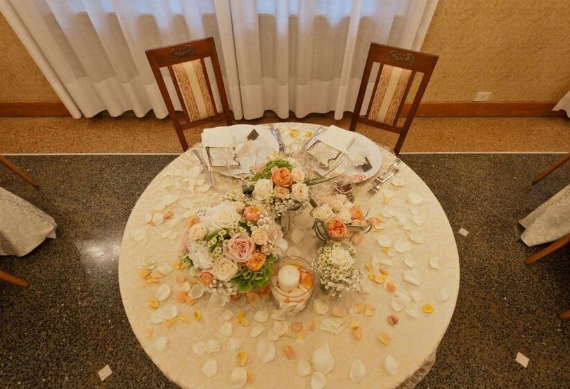 ホテル San Marco Sestola