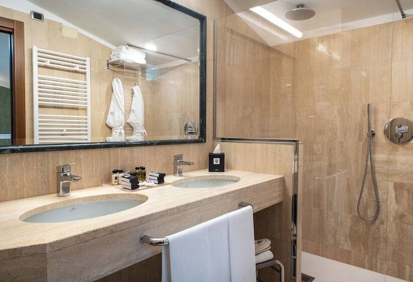 Отель Santa Barbara