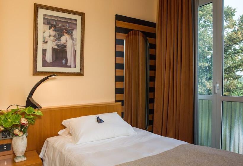 Отель Santa Barbara