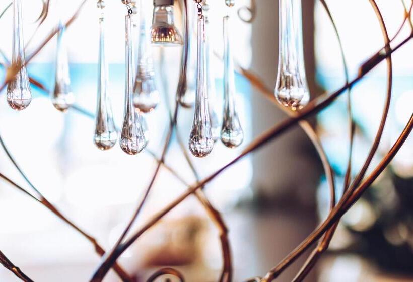 Отель Schlosswirt