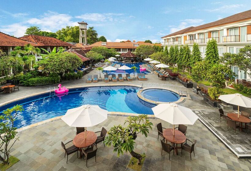 Отель Kuta Beach Club