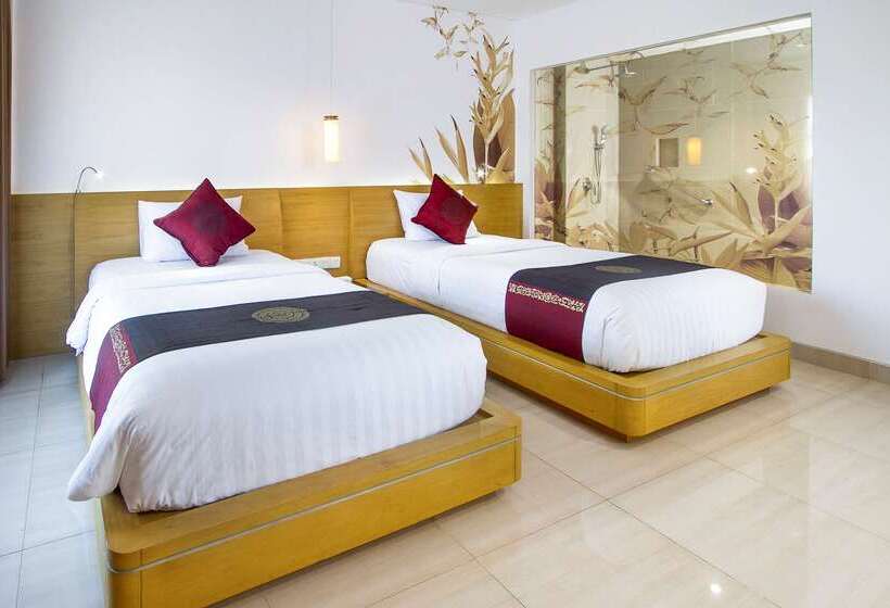 Отель Kuta Beach Club