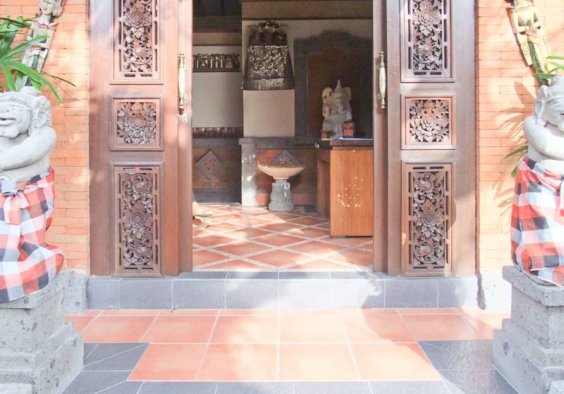 Отель Kuta Beach Club