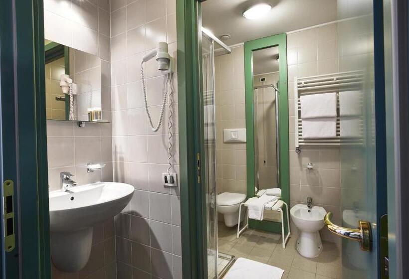 فندق Th Sestriere   Villaggio Olimpico