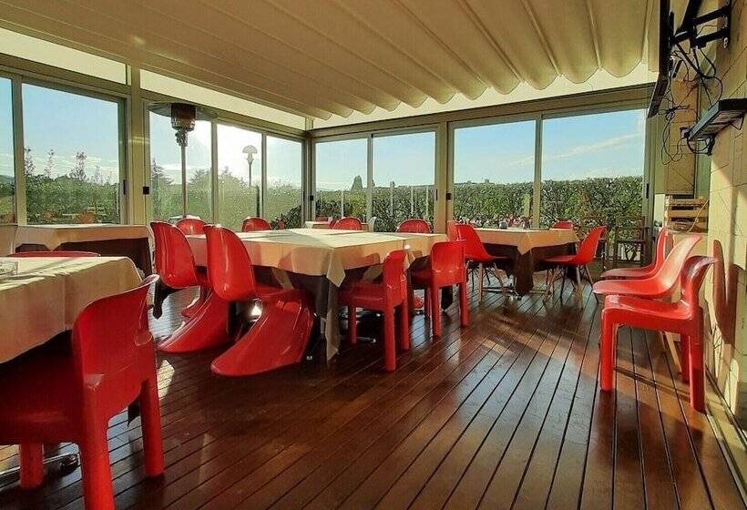 Lh Hotel Arca Street Art