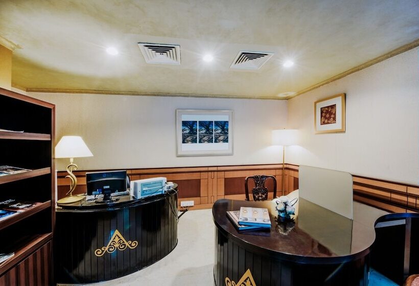 호텔 The Papandayan