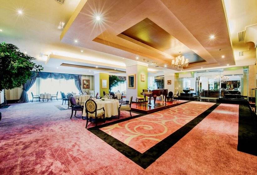 호텔 The Papandayan