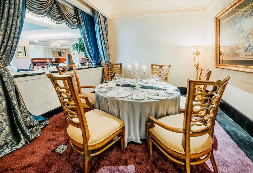 호텔 The Papandayan