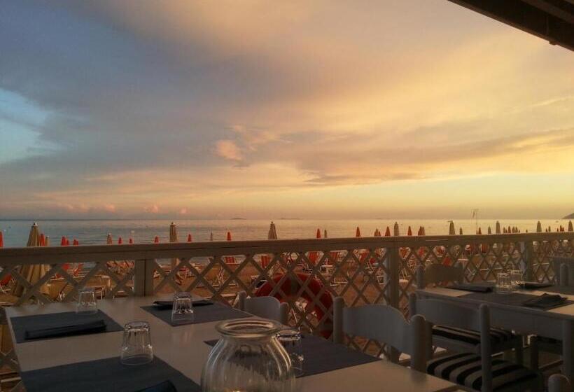 호텔 Torre Del Sole